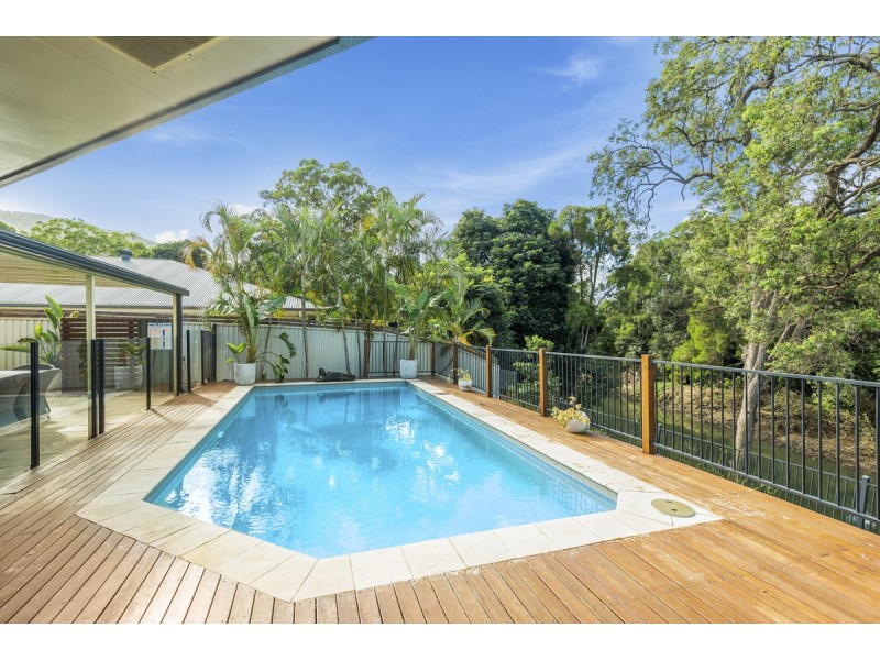 8 Riverbend Drive, Canungra QLD 4275