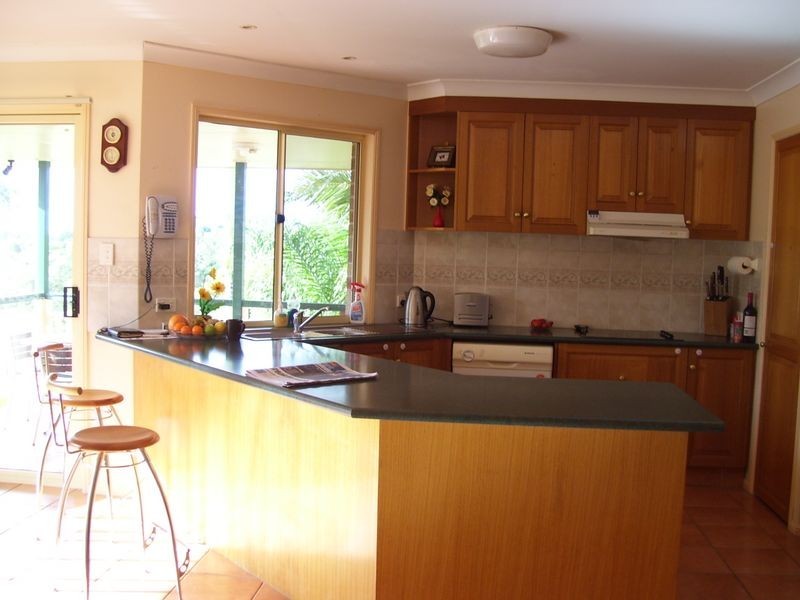 5 Regal Court, Highland Park QLD 4211