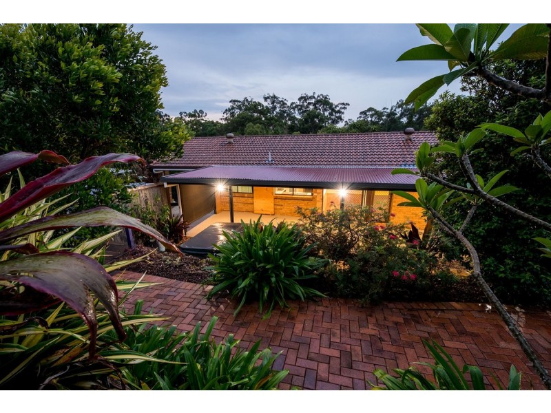 28 Orlando Court, Highland Park QLD 4211