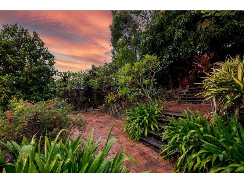 28 Orlando Court, Highland Park QLD 4211