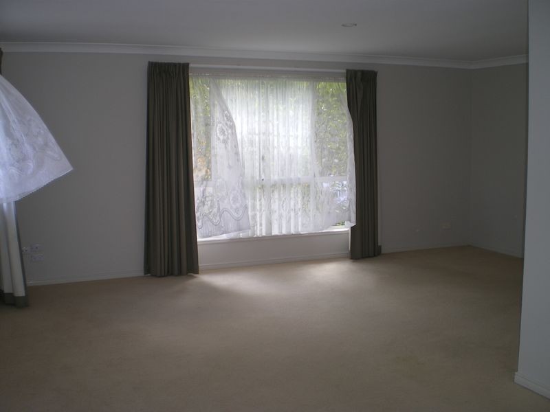 5 Glengarry Close, Highland Park QLD 4211