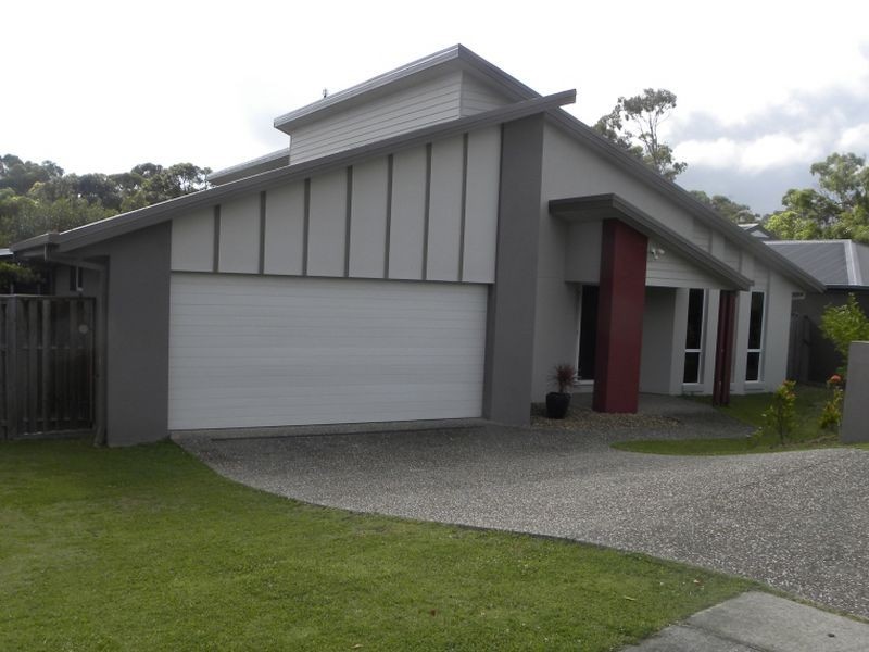 8 Kelsey Circuit, Nerang QLD 4211