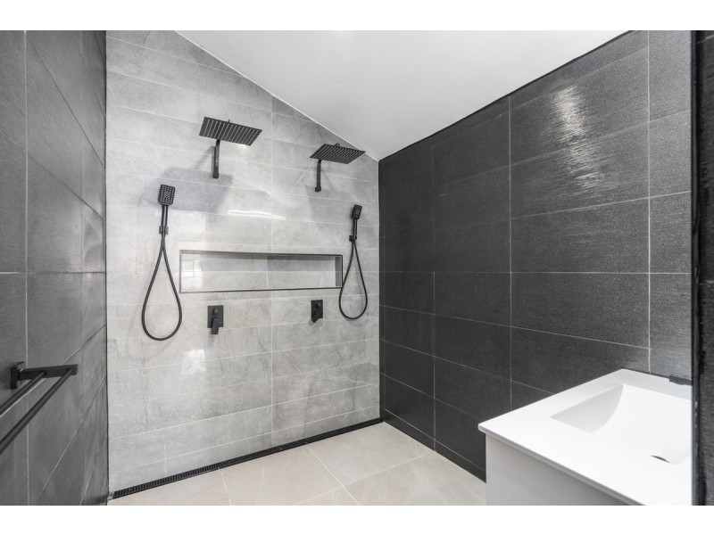 27 Mount Street, Nerang QLD 4211