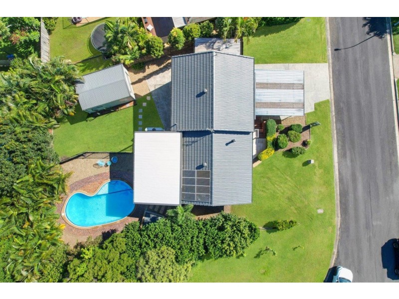 8 Wudina Court, Ashmore QLD 4214