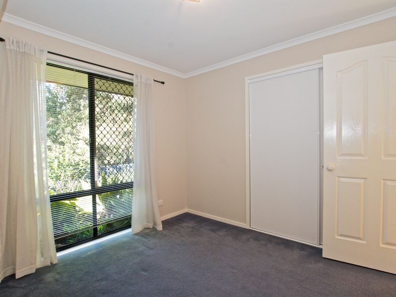 24 Greenbank Circuit, Carrara QLD 4211