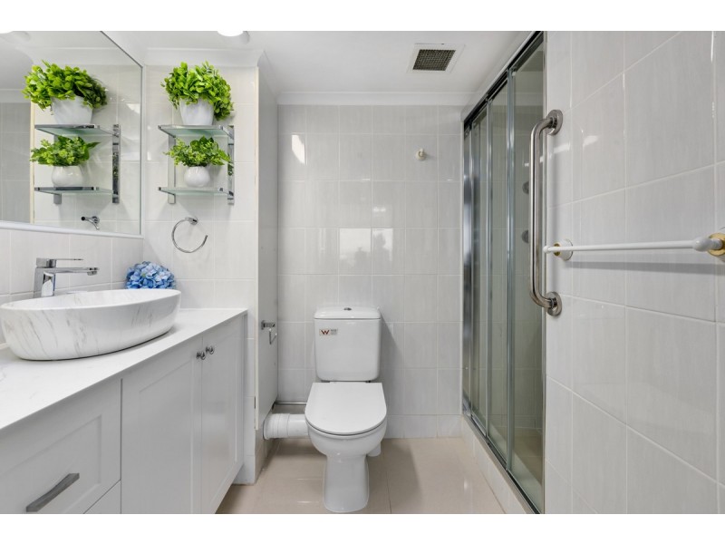 57/2940 Gold Coast Highway, Surfers Paradise QLD 4217