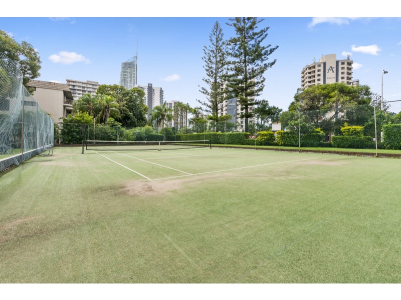 57/2940 Gold Coast Highway, Surfers Paradise QLD 4217