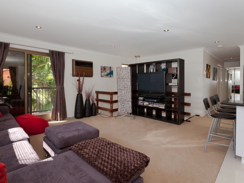 3/17 The Locale, Nerang QLD 4211