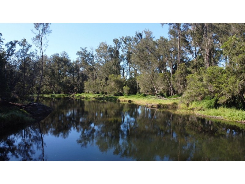 303 Latimers Crossing Road, Advancetown QLD 4211