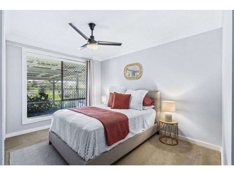 8 Pilbara Place, Worongary QLD 4213