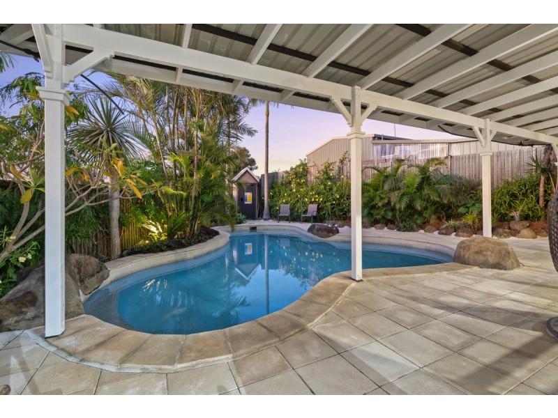 8 Pilbara Place, Worongary QLD 4213