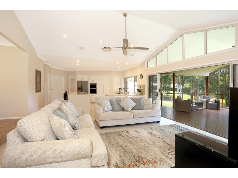 101 Nathanvale Drive, Mount Nathan QLD 4211