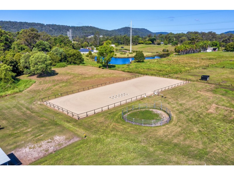 42 Equestrian Drive, Maudsland QLD 4210