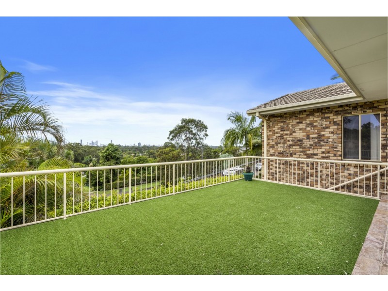 11 Ryfield  Road, Carrara QLD 4211