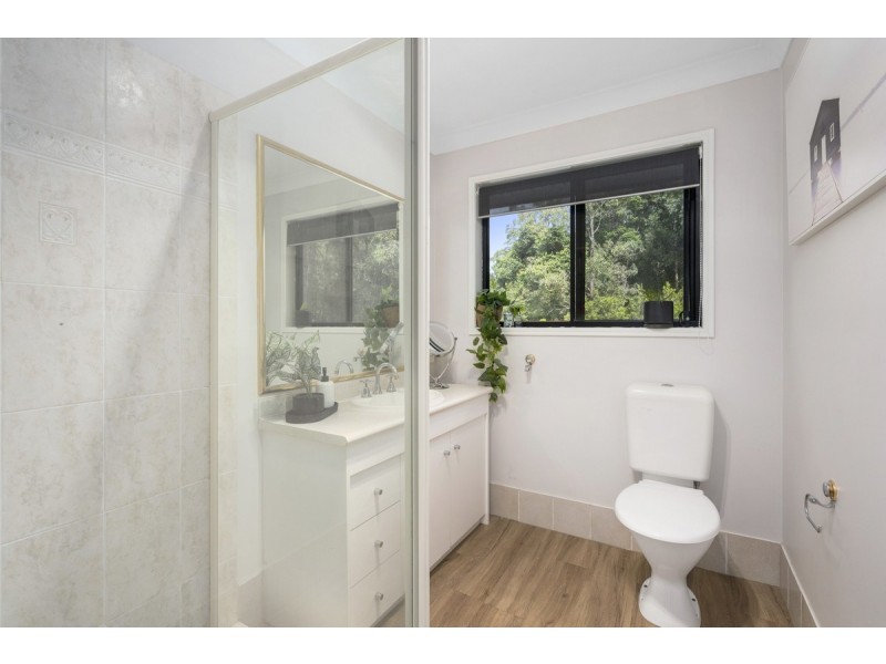 17 Lords Avenue, Mount Nathan QLD 4211