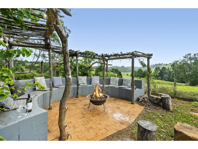 13-17 Acacia Court, Beechmont QLD 4211