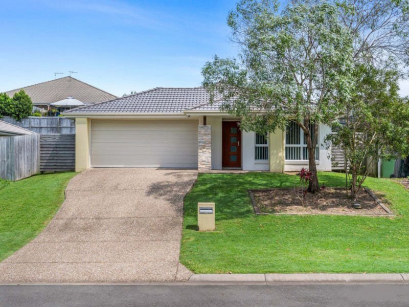 7 Penfolds Court, Holmview QLD 4207