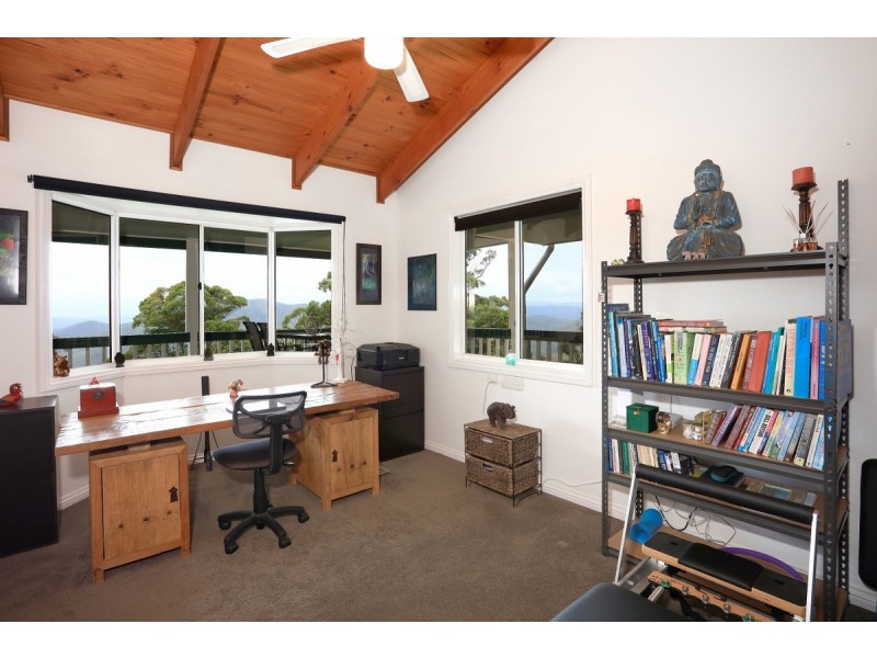 53 Landman Court, Clagiraba QLD 4211