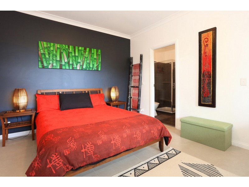 53 Landman Court, Clagiraba QLD 4211