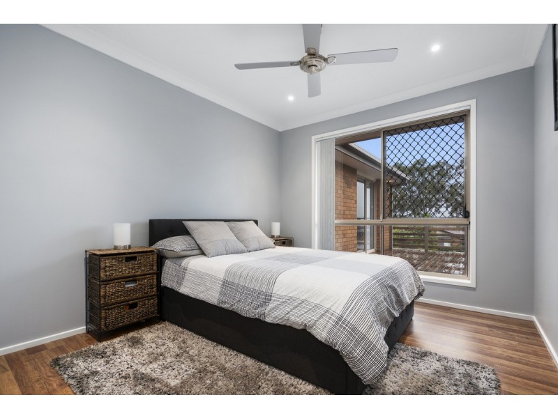 4 Jindabyne Court, Highland Park QLD 4211