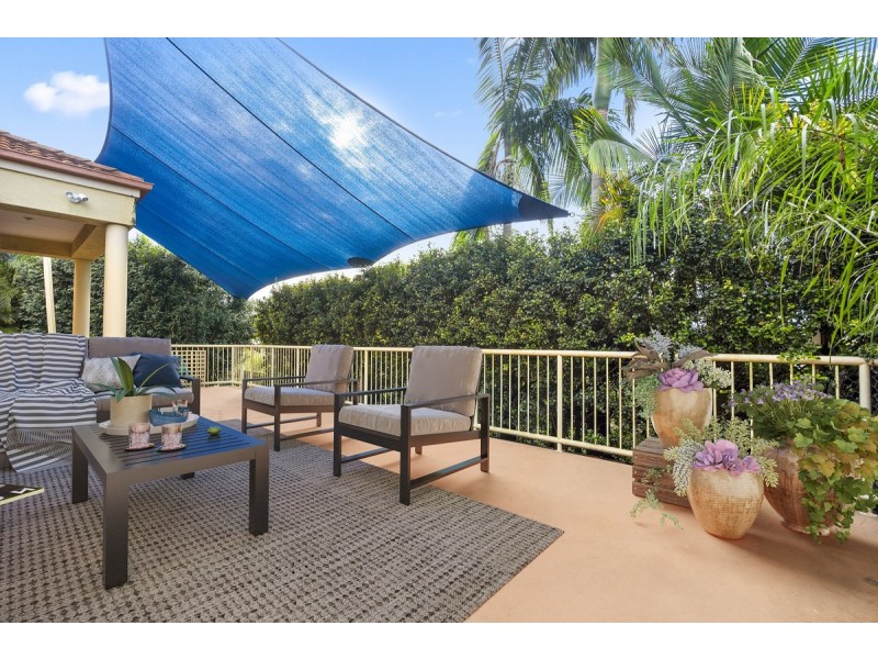 69 Paddington Drive, Carrara QLD 4211