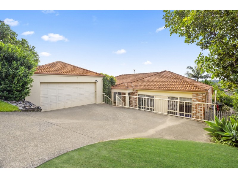 69 Paddington Drive, Carrara QLD 4211