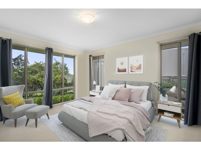 32 Tara Vista Boulevard, Highland Park QLD 4211