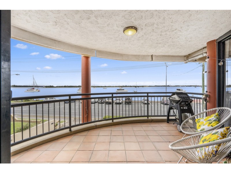 5/274 Marine Parade, Labrador QLD 4215