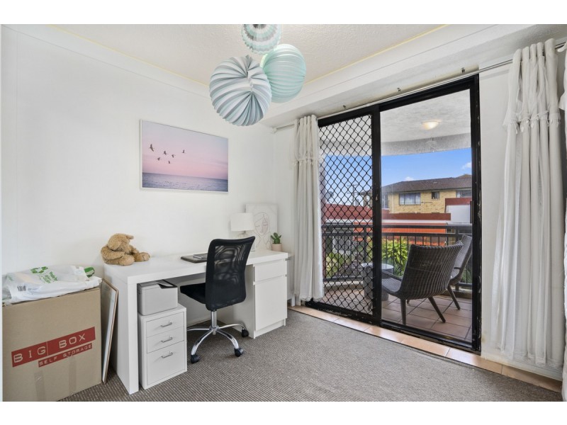 5/274 Marine Parade, Labrador QLD 4215