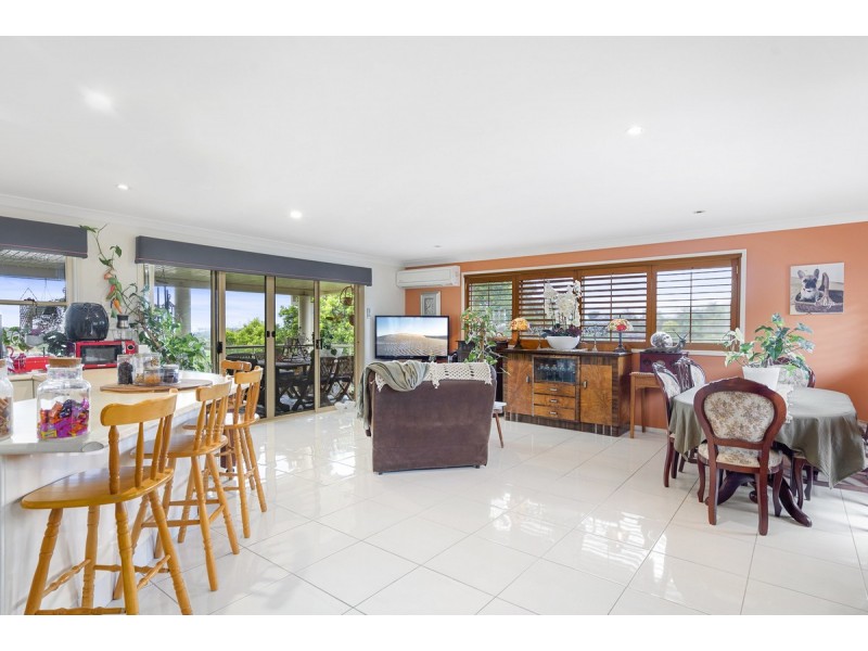 6 Berkley Court, Highland Park QLD 4211