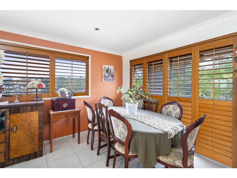 6 Berkley Court, Highland Park QLD 4211