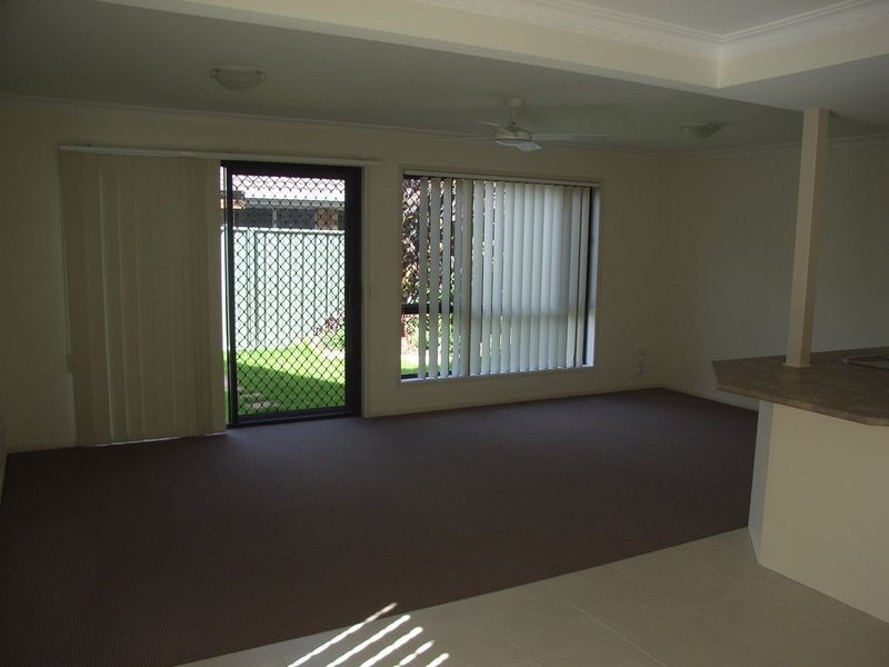 2/16 Martin Street, Nerang QLD 4211