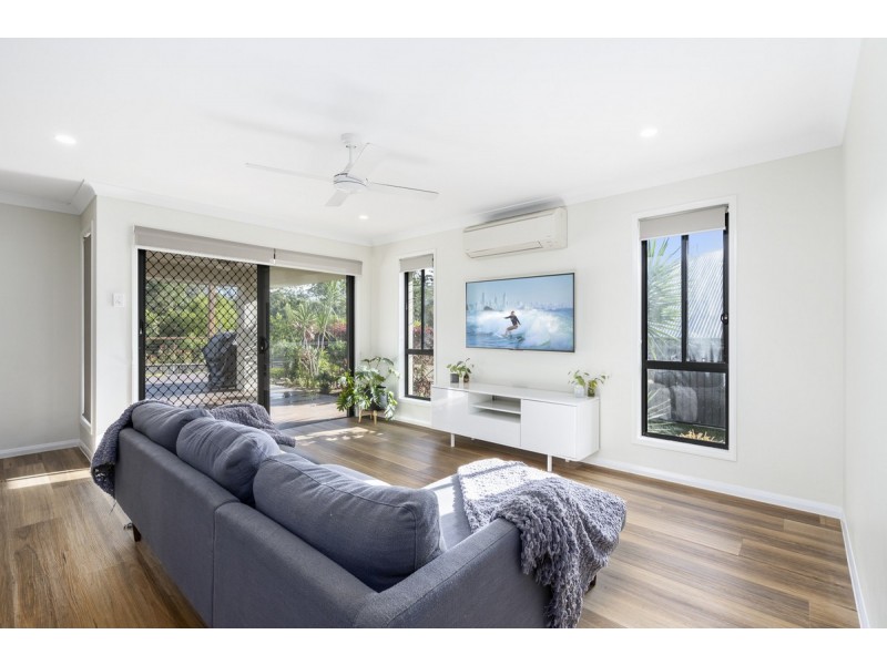 96 Peter Mills Drive, Gilston QLD 4211