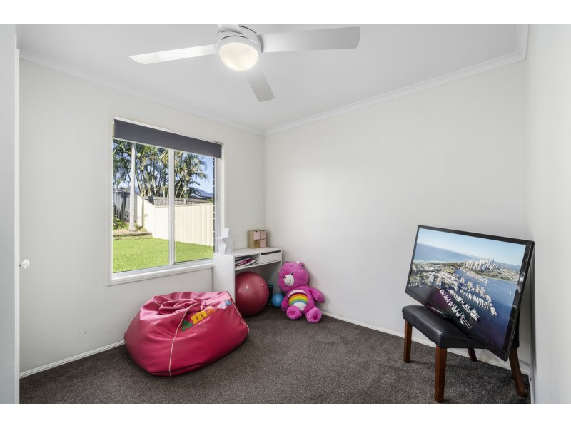 34 Oakdale Avenue, Nerang QLD 4211