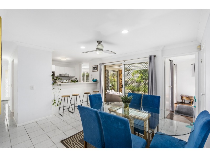 2/55 Sandalwood Terrace, Nerang QLD 4211