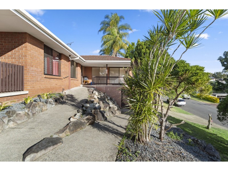3 Lytham Court, Highland Park QLD 4211