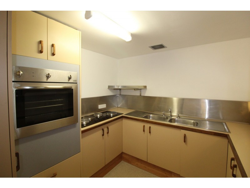 10/11 Balfour Crescent, Highland Park QLD 4211