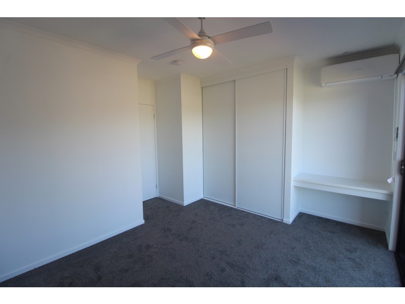 18/79-81 Macadie Way, Merrimac QLD 4226