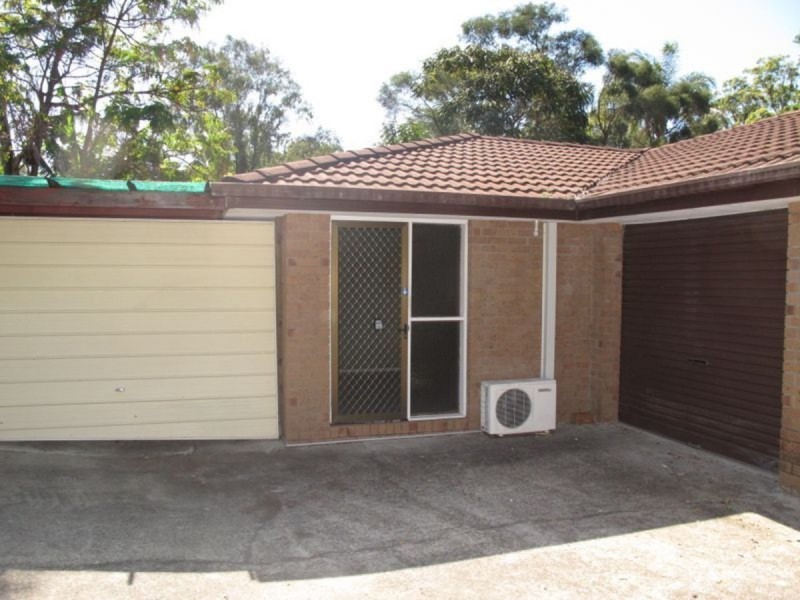 2/12 Wirth Terrace, Highland Park QLD 4211