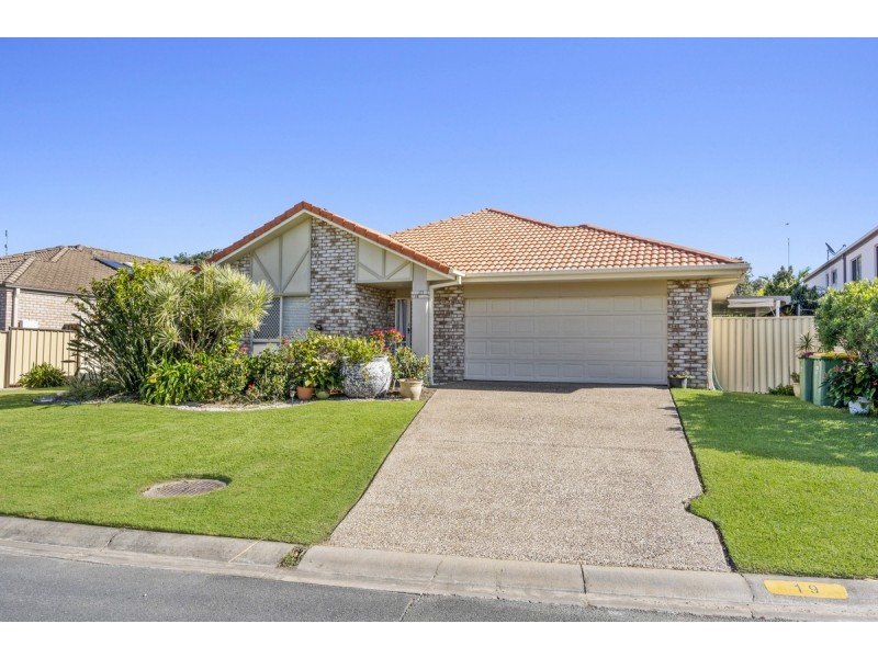 19 Goldcrest Drive, Upper Coomera QLD 4209