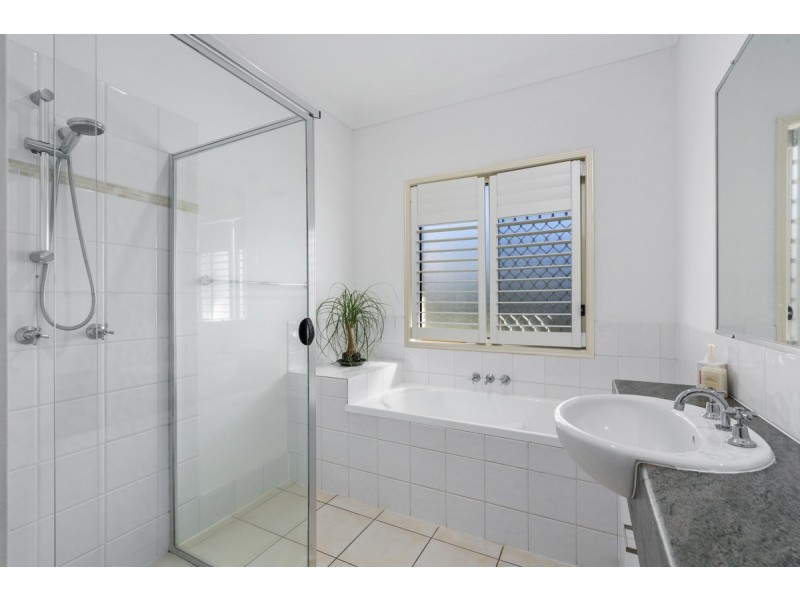 19 Goldcrest Drive, Upper Coomera QLD 4209