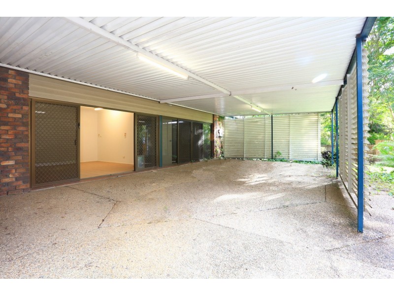 6 Oak Street, Nerang QLD 4211