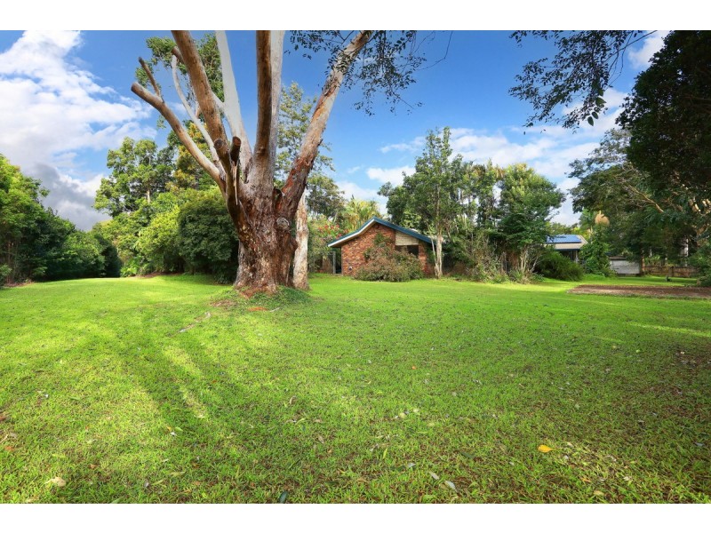 6 Oak Street, Nerang QLD 4211