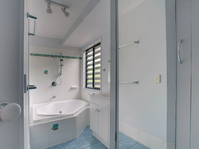 46 Trentbridge Court, Mount Nathan QLD 4211