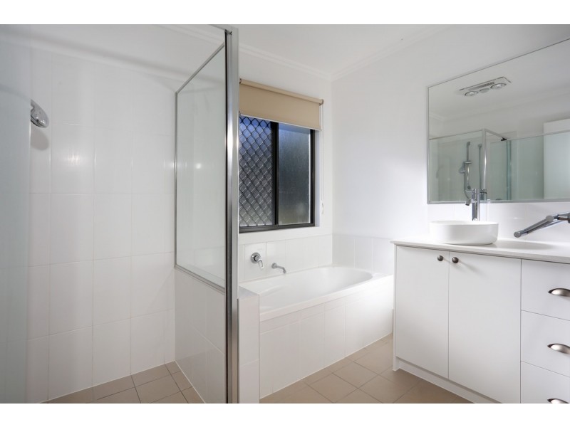 1 King Quail Court, Gilston QLD 4211