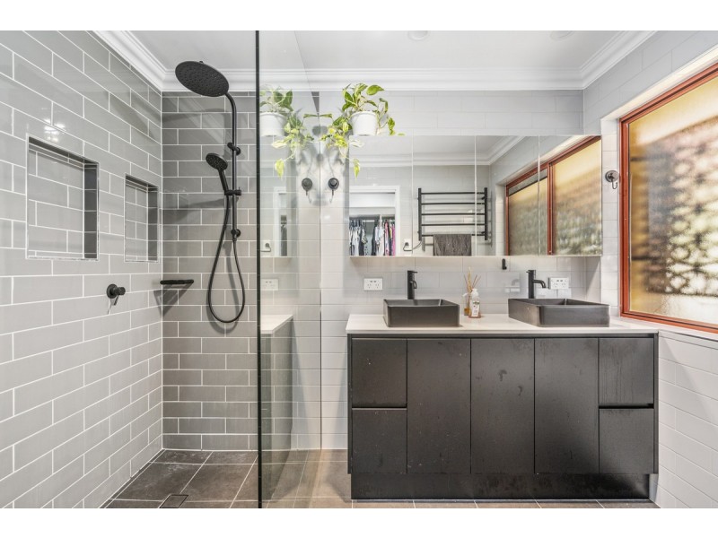 63 Baileys Mountain Road, Willow Vale QLD 4209