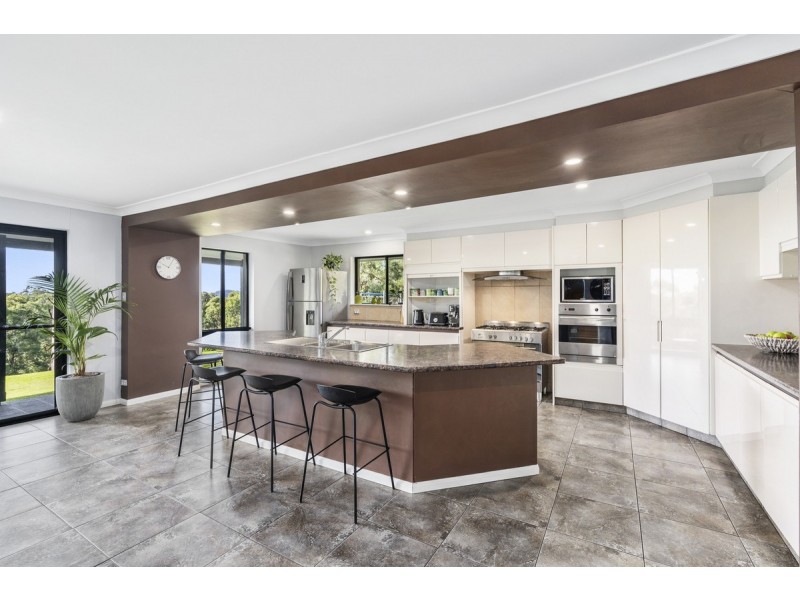 35 Arunta Drive, Mount Nathan QLD 4211