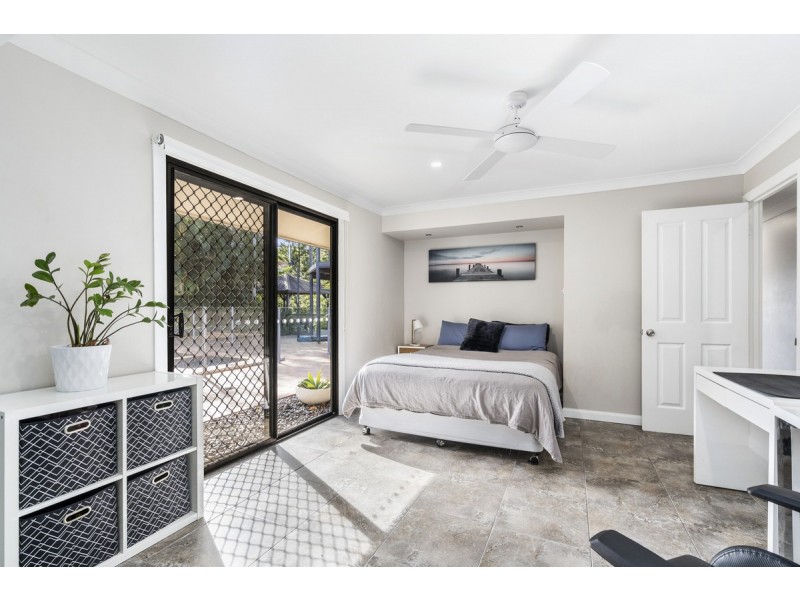35 Arunta Drive, Mount Nathan QLD 4211