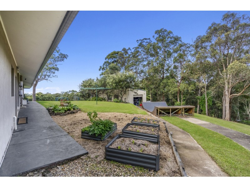 35 Arunta Drive, Mount Nathan QLD 4211