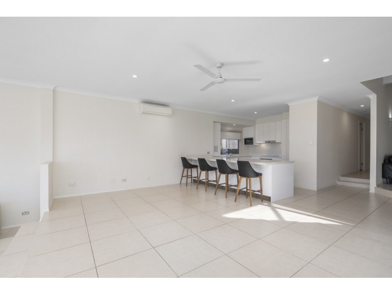 3 Dewar Court, Highland Park QLD 4211